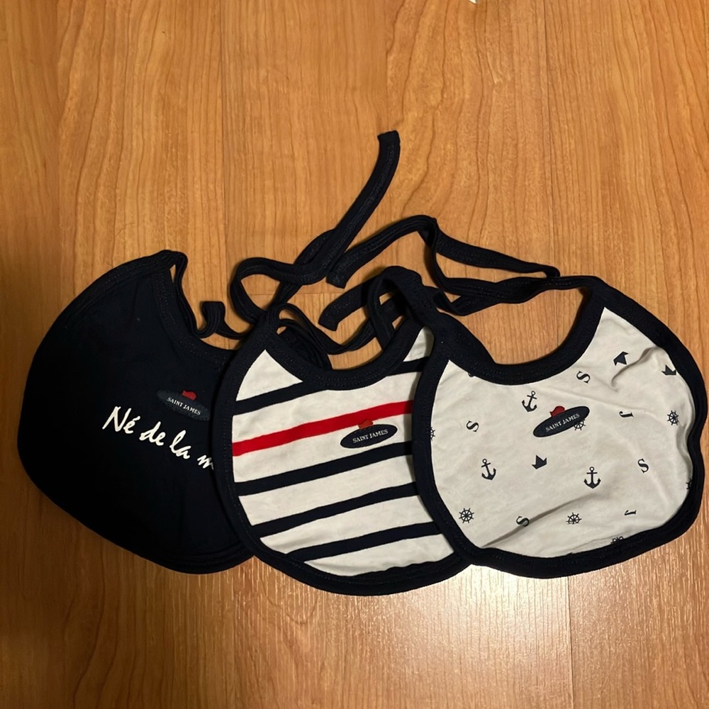 NIB Saint James Set/3 Bibs